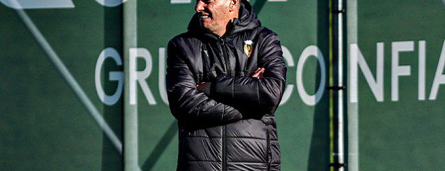 Treinador do Rio Ave Petit quer equipa com mais “maturidade” no duelo com Estrela da Amadora