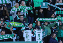 ‘Bis’ de Clayton carrega Rio Ave para vitória sobre o Nacional por 2-1 em Vila do Conde