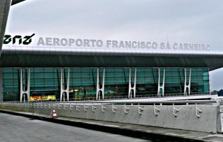 Aeroporto do Porto serviu mais do dobro dos passageiros do que os aeroportos galegos