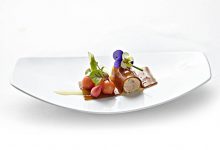 Restaurantes de duas ‘chefs’ portuguesas distinguidos com uma estrela Michelin