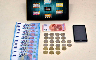 GNR detém proprietária, funcionário e cliente de um café por jogo ilegal em Vila do Conde