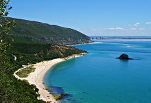 Há 404 praias com bandeira azul este ano em Portugal continental e ilhas dos Açores e Madeira