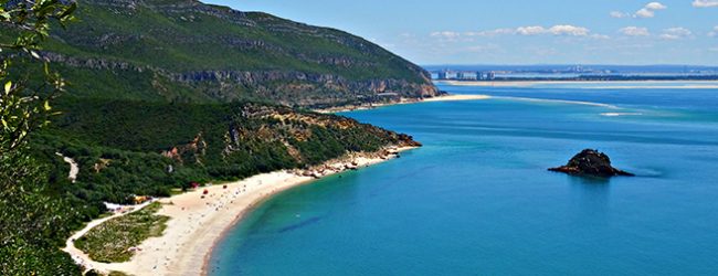 Há 404 praias com bandeira azul este ano em Portugal continental e ilhas dos Açores e Madeira