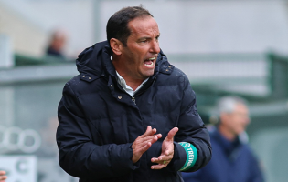 Petit apela ao jogadores do Rio Ave para uma “imagem diferente” frente ao Estrela da Amadora