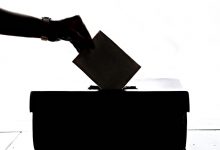 8 presidentes de câmara do PS e PCP em final de mandato candidatam-se a municípios vizinhos