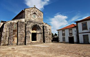 Governo assina parceria de 8,8 milhões de euros com sete municípios para recuperar património