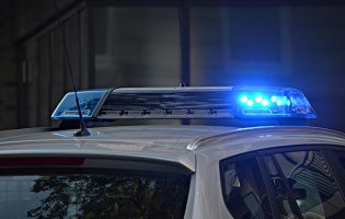 Colisão entre três veículos ligeiros na EN14 provoca dois mortos e três feridos graves na Maia