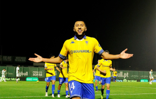 Estoril Praia regressa aos triunfos com ‘hat-trick’ de Begraoui na visita ao Rio Ave a Vila do Conde