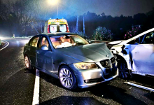 Colisão frontal entre 2 carros em Famalicão faz 7 vítimas incluindo 3 crianças com ferimentos leves