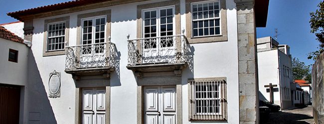 Roteiro de poeta e filósofo Antero de Quental assinalado em Ponta Delgada e em Vila do Conde