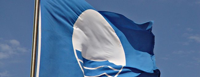 Portugal tem 438 praias, marinas e embarcações com Bandeira Azul distribuídas por 100 concelhos