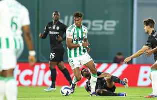 Sporting aplica reviravolta ao Rio Ave por 4-1 em Vila do Conde para recuperar segundo lugar