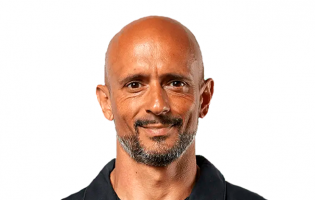 Treinador trofense Miguel Cardoso destaca “marca” ao vencer Liga dos Campeões africana
