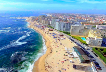 Câmara de Vila Nova de Famalicão oferece viagens às praias da Póvoa de Varzim por um euro