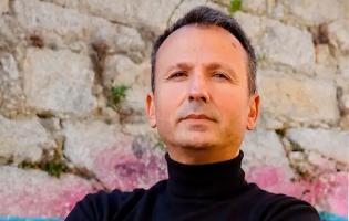 Famalicense Diretor da Agência Erasmus+ Luís Alves recebe Ordem de Mérito em Kiev na Ucrânia