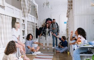 FAP abre residência estudantil para 11 estudantes deslocados na Póvoa de Varzim