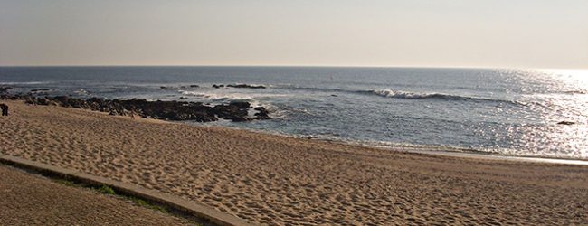 Fim de semana com temperaturas perto dos 30 graus promete encher praias da Póvoa de Varzim