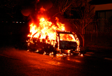 Estado indemniza PSP por carro incendiado por traficantes à porta de casa na Póvoa de Varzim