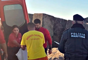 Homem de 72 anos morre após queda no molhe norte do porto de pesca da Póvoa de Varzim